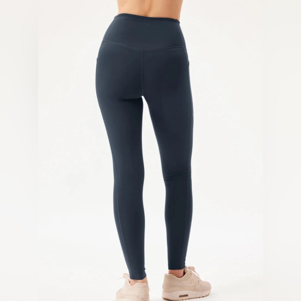 Girlfriend Collective High Waist Leggings- Medium - Picture 4 of 9